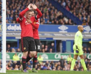 5. Manchester United
Valor: 3,100 mdd
Cambio a un año: 10%
Propietario: Familia Glazer