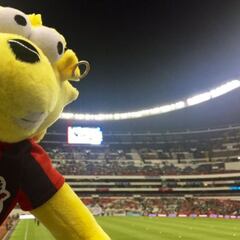 Bayer Leverkusen y su mascota apoyaron al Tri en el Azteca