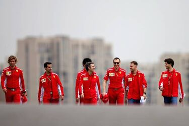 Title talk is "nonsense" says Vettel