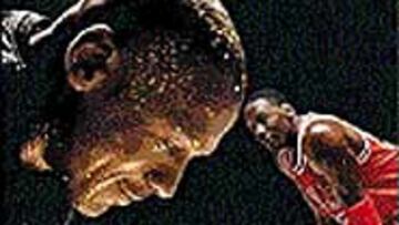 <b>ICONO.</B> Mike vs. Mike. Un éxito. Paul Pierce, estrella de los Celtics, lo explica: "¿Que ya no vende? Entra a nuestro vestuario. Todos calzamos las Air Jordan".