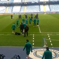 Mendy se salta una ley sagrada en el fútbol y en Inglaterra se arma revuelo en Twitter