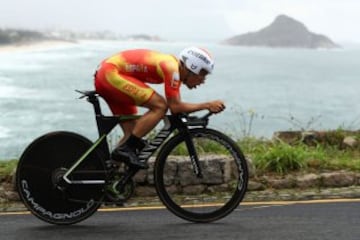 Castroviejo se quedó tan solo a 4 segundos de conseguir el bronce en la contrarreloj individual.