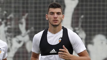 Rafa Mir. 