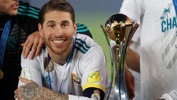 Ramos con el Mundial de Clubes.