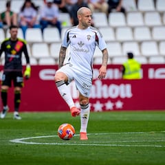 Jon García, mariscal en la defensa del Albacete
