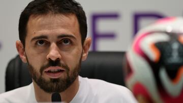 Jeddah (Saudi Arabia), 18/12/2023.- Manchester City player Bernardo Silva attends a press conference at the FIFA Club World Cup in Jeddah, Saudi Arabia, 18 December 2023. Urawa Red Diamonds face Manchester City in the FIFA Clubs World Cup seminfinal on 19 December 2023. (Mundial de Fútbol, Arabia Saudita) EFE/EPA/ALI HAIDER
