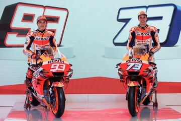 Marc Márquez y Álex Márquez han presentado la que será la nueva moto de Repsol Honda Team para el Mundial de MotoGP 2020 enYakarta (Indonesia).