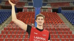 El Baskonia espera al líder de la ACB tras un aterrizaje de riesgo