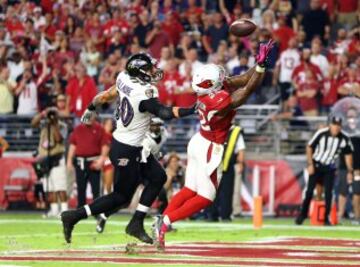 El safety de los Cardinals, Tony Jefferson, realizó una intercepción al final del partido que dio la victoria para el equipo local.