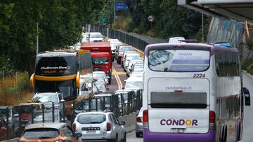 Valparaiso, 30 de diciembre de 2023
Buses interurbanos en la bajada Santos Ossa
Sebastian Cisternas/Aton Chile