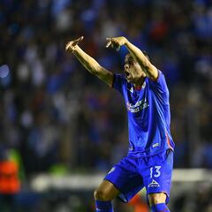 Cruz Azul vs Atlas: potencial penalti sobre Huescas que Santander no revisó