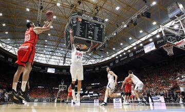 Joan Sastre y Jeffery Taylor.