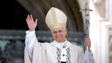 El Papa León XIV durante la misa de inicio de su Pontificado, en la plaza de San Pedro, en la plaza de San Pedro, a 17 de mayo de 2025, en Ciudad del Vaticano. Con esta ceremonia se marca el inicio del ministerio petrino del estadounidense Robert Prevost, el Papa León XIV. Prevost se convierte así en el 267 Pontífice de la Iglesia tras el fallecimiento el pasado 21 de abril del Papa Francisco. Se espera la presencia de más de 150 delegaciones internacionales y cerca de 200.000 fieles.
18 MAYO 2025;MISA;PONTIFICADO;PAPA;LEÓN XIV;CEREMONIA;CELEBRACIÓN;RELIGIÓN
Stefano Spaziani / Europa Press
18/05/2025