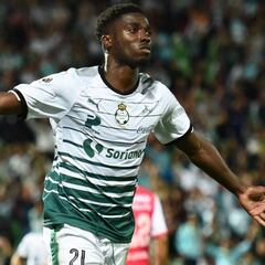 Djaniny Tavares se fue lesionado de un entrenamiento