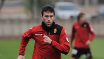 <b>VÍCTOR CASADESÚS. </b>El delantero tiene la confianza de Caparrós.