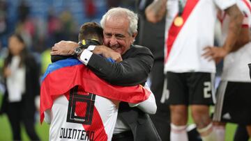 Rodolfo D'Onofrio, presidente de River con Juan Fernando Quintero