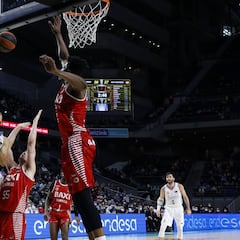 El bólido manresano le quita las pegatinas al Madrid