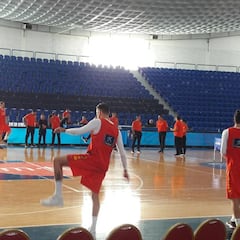 Scariolo ya tiene quinteto; el Moraca apunta a infierno