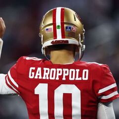 Reporte: Seahawks estudian adquirir a Jimmy Garoppolo en un canje con los 49ers