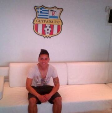 Phillip Araos nunca se consolido en Colo Colo. Aún así se las arregló para recalar en el Glyfada de Grecia, en 2013.