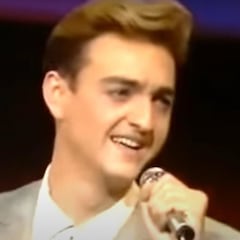 Muere Carmelo Martínez, cantante de La Década Prodigiosa, a los 64 años