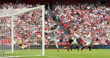 Mikel Vesga extends Athletic Club contract to 2021