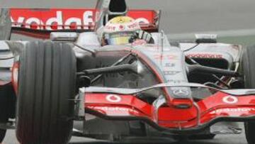 <b>EL MEJOR.</b> Hamilton marcó el mejor tiempo en los entrenamientos de hoy.