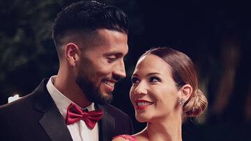 Ezequiel Garay y Tamara Gorro mir&aacute;ndose muy acaramelados durante la fiesta por el 32&ordm; cumplea&ntilde;os del futbolista.