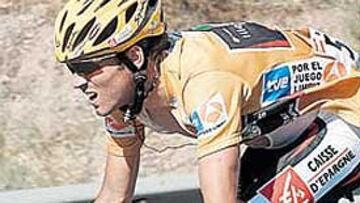 <b>AGOTADO. </b>Valverde se quedó sin fuerzas tras la subida a Monachil.