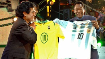 Una pelea que aún no está zanjada es la que se libra en el fútbol. Edson Arantes do Nascimento y Diego Armando Maradona son, sin dudas, los mejores exponentes de este deporte en la historia.