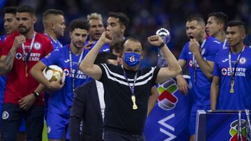 Cruz Azul, Campeón de la Liga MX tras 16 técnicos