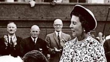 Santana en Wimbledon en 1966