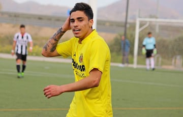 El formado en Wanderers se fue al Villarreal Juvenil y pese a que jugó bastante, decidió volver para jugar en la U. No tuvo continuidad y partió a Magallanes.