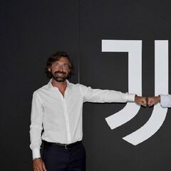 Juventus confirma nuevo técnico: Pirlo dirigirá a Cuadrado