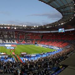 La UEFA anuncia 'entradas gratuitas' y se queda 23.000