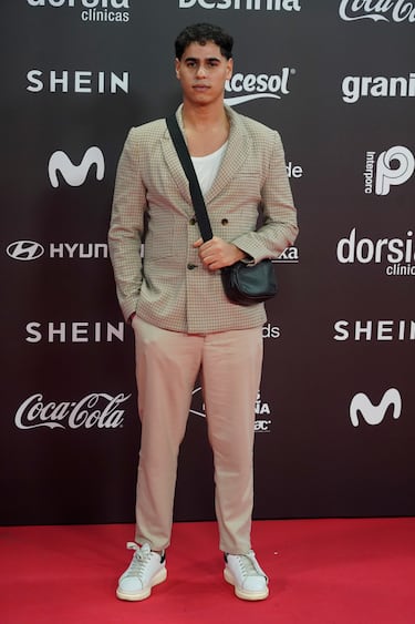 Los looks más llamativos de los GenZ Awards, premios de los influencers