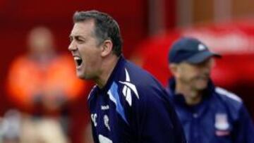 El Bolton libera a quince jugadores por el descenso