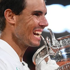 Rafa Nadal: así han sido sus 13 mordiscos en Roland Garros