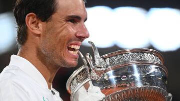 Rafa Nadal: así han sido sus 13 mordiscos en Roland Garros