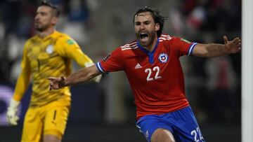 SANTIAGO, CHILE - OCTOBER 10: Ben Brereton of Chile celebrates after scoring the opening goal during a match between Chile and Paraguay as part of South American Qualifiers for Qatar 2022 at Estadio San Carlos de Apoquindo on October 10, 2021 in Santiago, Chile. (Photo by Esteban Felix - Pool/Getty Images)