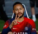 Neymar se despide del PSG... y de Mbappé entre abrazos