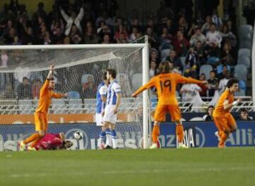 3-0. Pepe sube el tercer tanto al marcador.