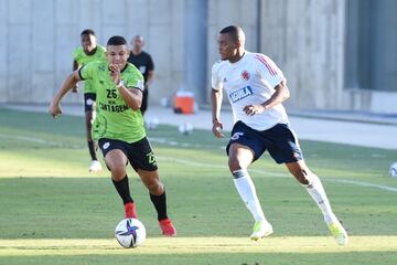 Los dirigidos por Reinaldo Rueda continúan su preparación para el juego vs Honduras y disputaron dos partidos amistosos en el Romelio Martínez.