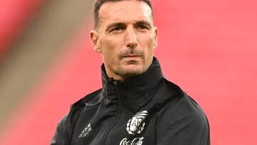 LONDON, ENGLAND - MAY 31: Lionel Scaloni, Head Coach of Argentina looks on during the Argentina Training Session at Wembley Stadium on May 31, 2022 in London, England. (Photo by Michael Regan - UEFA/UEFA via Getty Images)