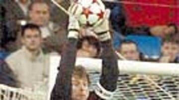 <b>EL GIGANTE UCRANIO. </b>Shovkovsky fue un muro que evitó un triunfo más holgado del Real Madrid.