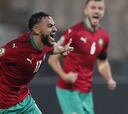 Sofiane Boufal se redime ante los hijos del Pelé africano