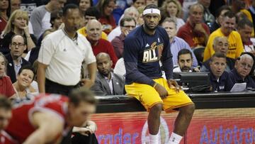 LeBron James volvió a usar la cinta del pelo: "Ya está liberada"