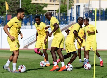 Guinea players attend a training session at the Alexandria stadium in Alexandria, northern Egypt, on June 25, 2019, on the eve of the 2019 Africa Cup of Nations (CAN) football match between Nigeria and Guinea.