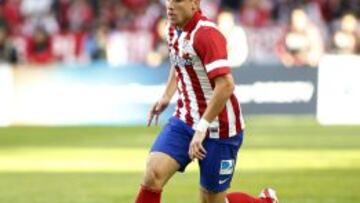 Aquino demostró buenas maneras en el amistoso ante Estudiantes en La Plata.