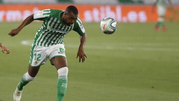 Sidnei, durante un partido.